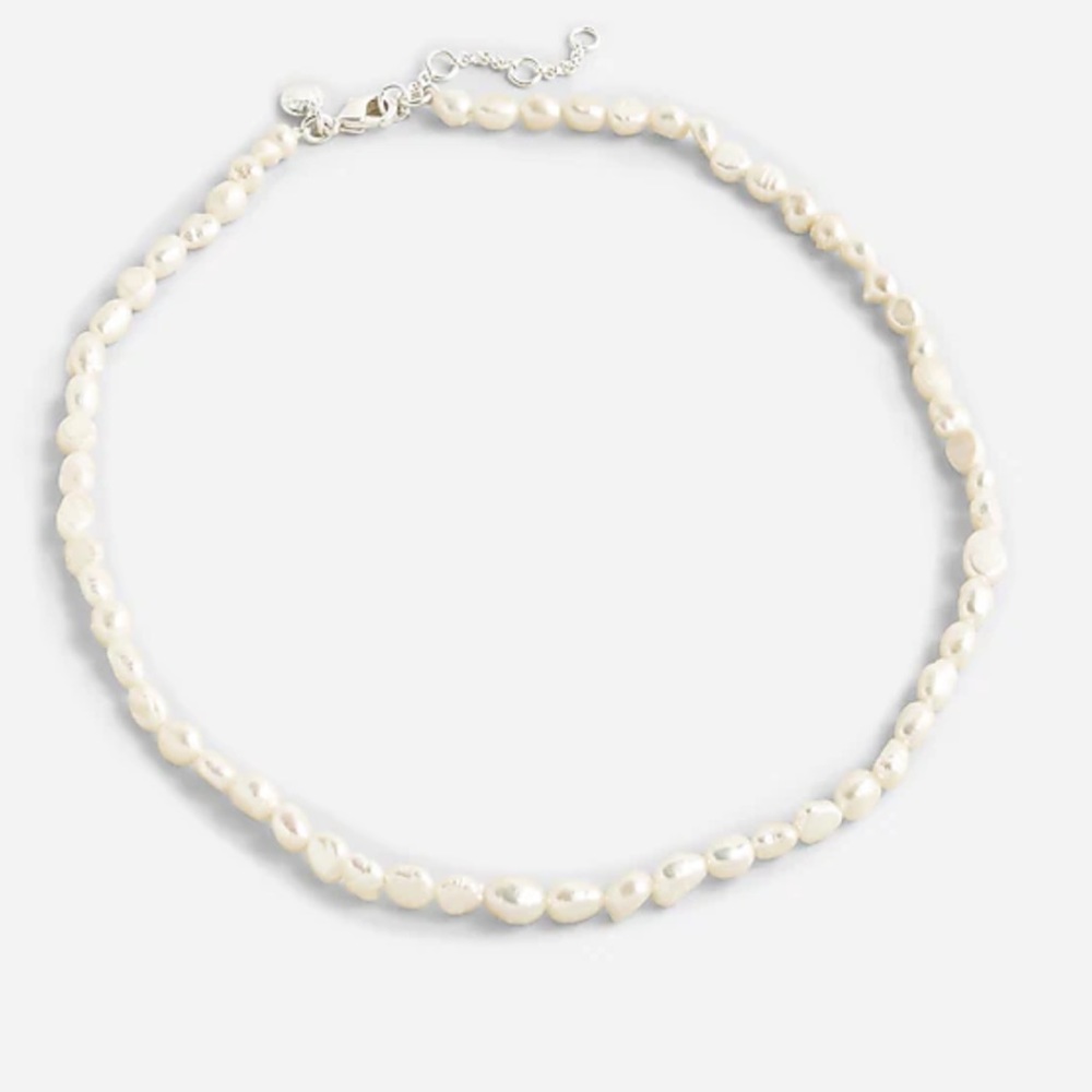 Freshwater pearl necklace